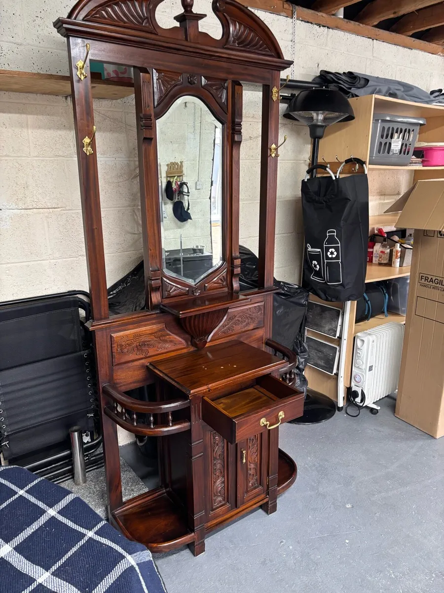 Mahogany hall stand - Image 1