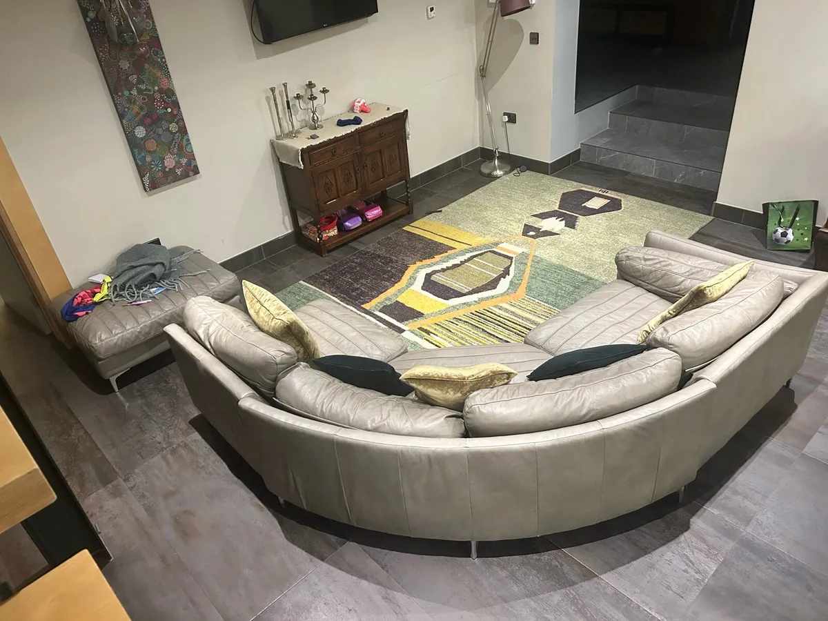 Alexander & James couch / sofa - Image 2