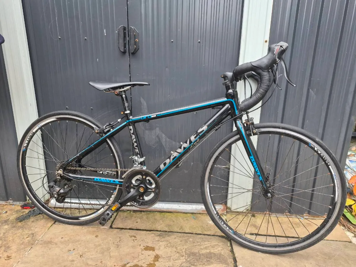 Dawes childrens road bike (boys) - Image 1