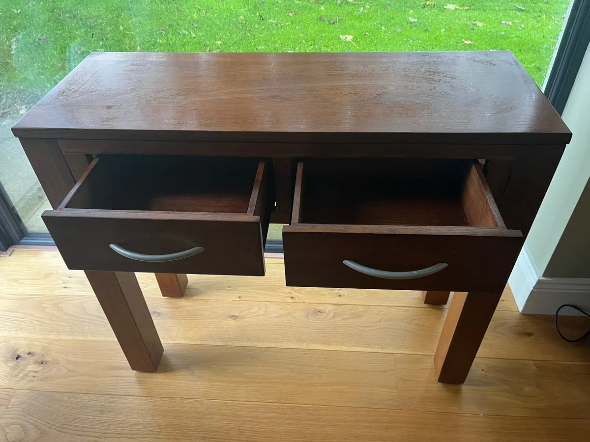 Console table - Image 1