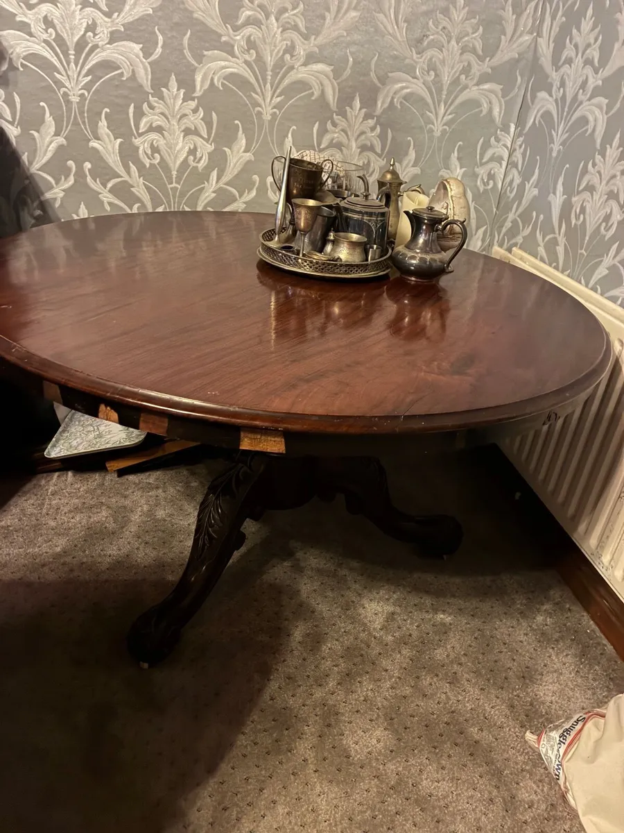 Mahogany table- antique style - Image 1