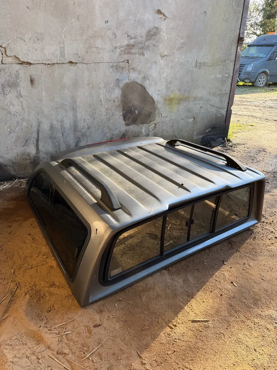 Nissan Navara canopy np300 - Image 3