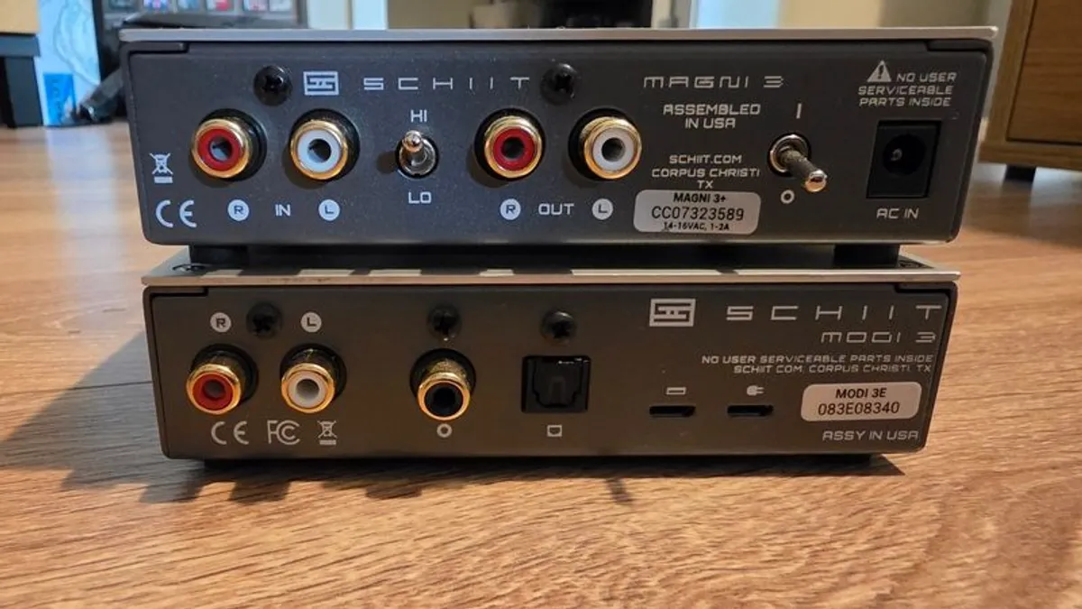 Schiit Modi 3E DAC + Magni 3+ Headphone Amp Stack (with Schiit Straight Wire RCA cable) - Silver - Image 3