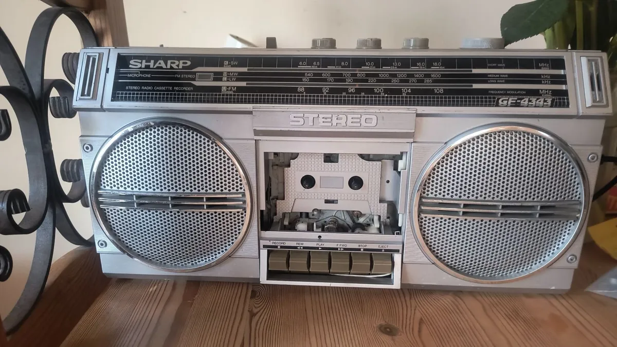 VTG SHARP GF-4343 Japan - Image 2