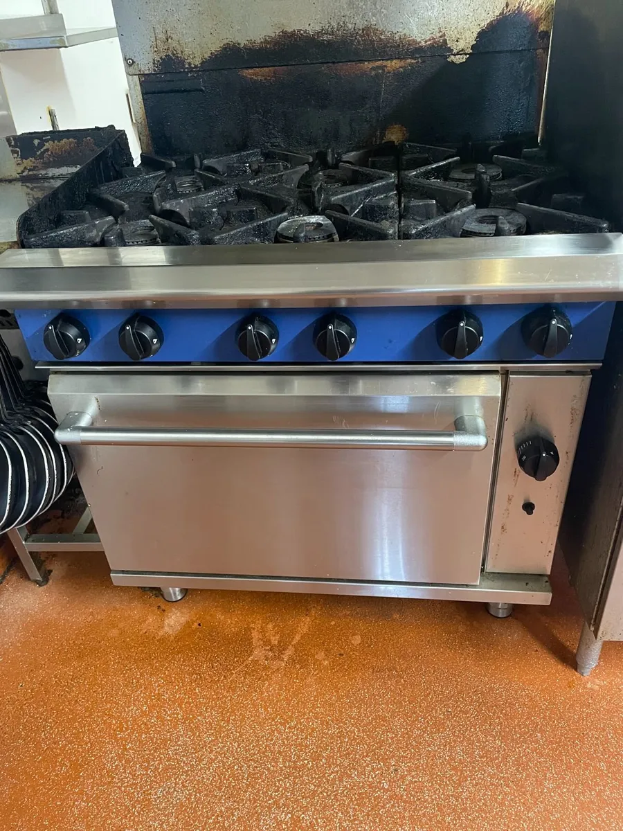 Gas Hob/Oven - Commercial 6 ring