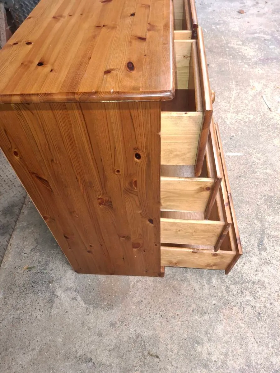Chest of drawers - Image 3