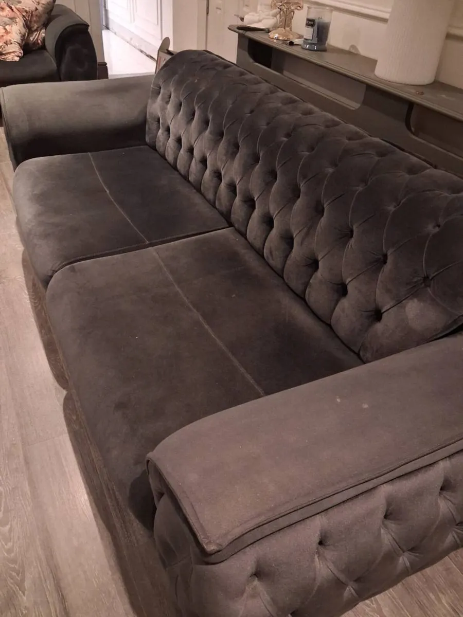 3 Piece grey suite - Image 2