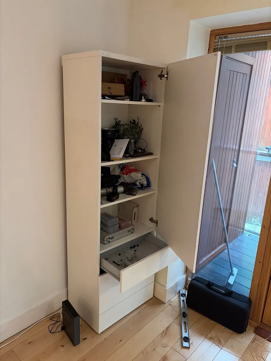 Cabinet - Image 2