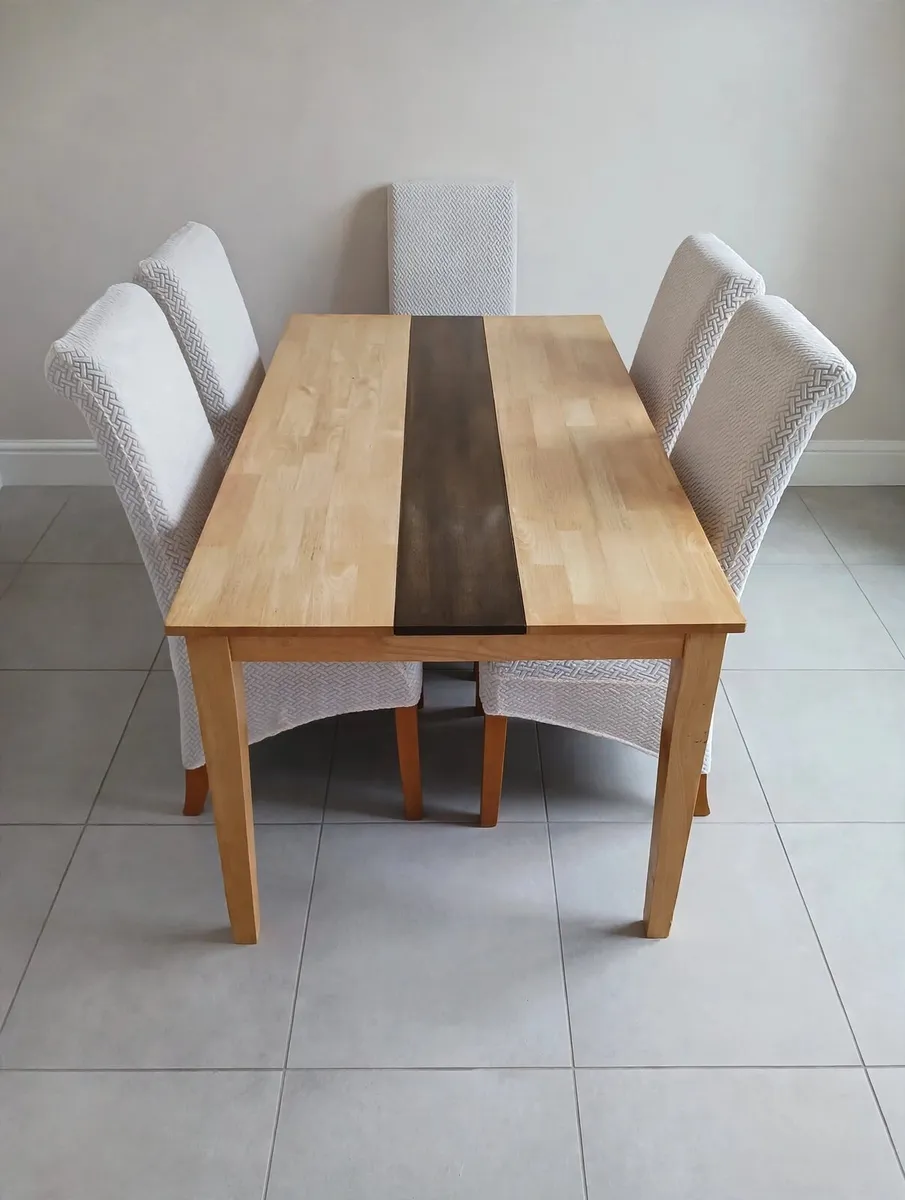 Kitchen table and chairs - Image 3