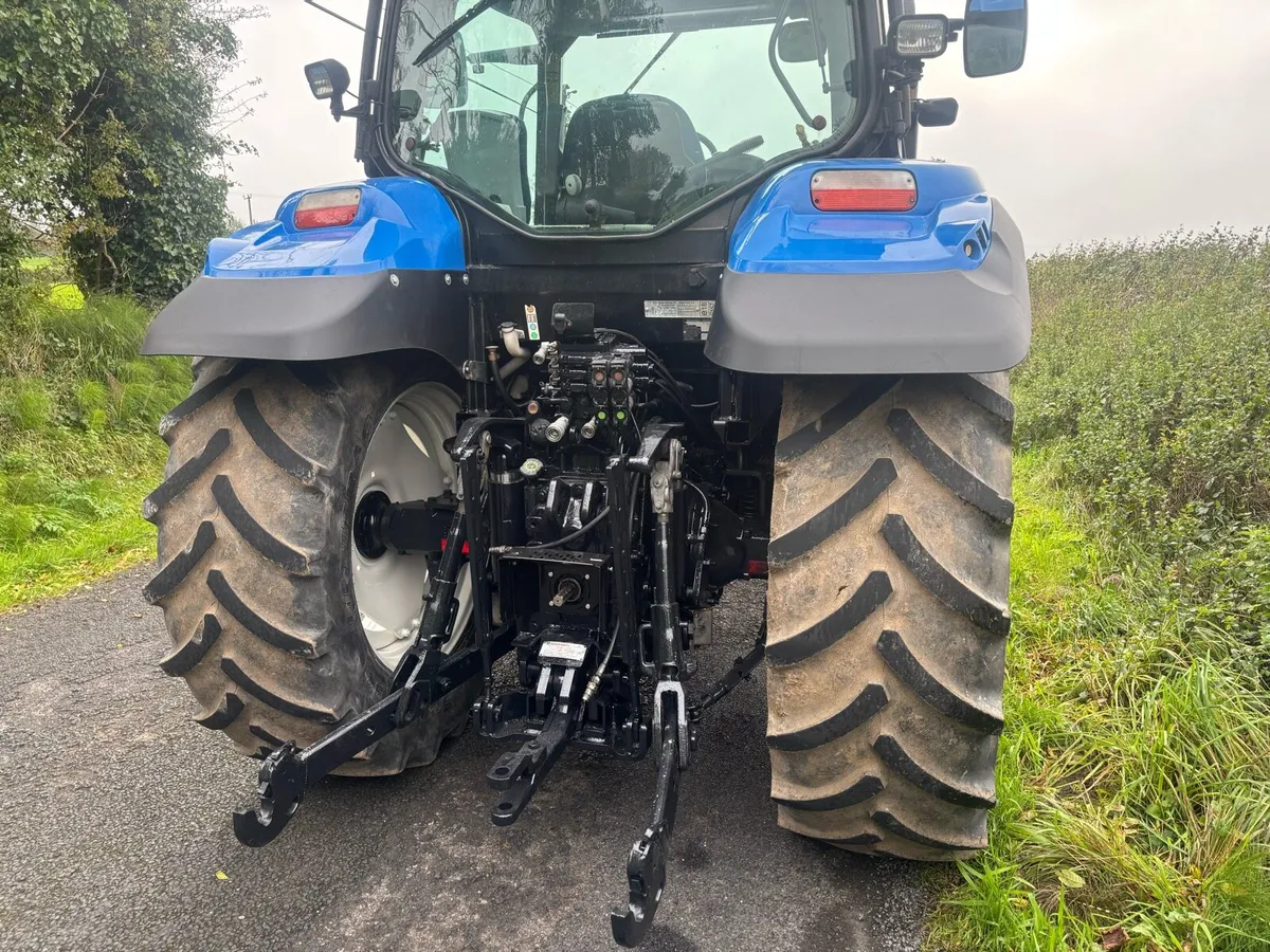 New Holland T6050 - Image 4