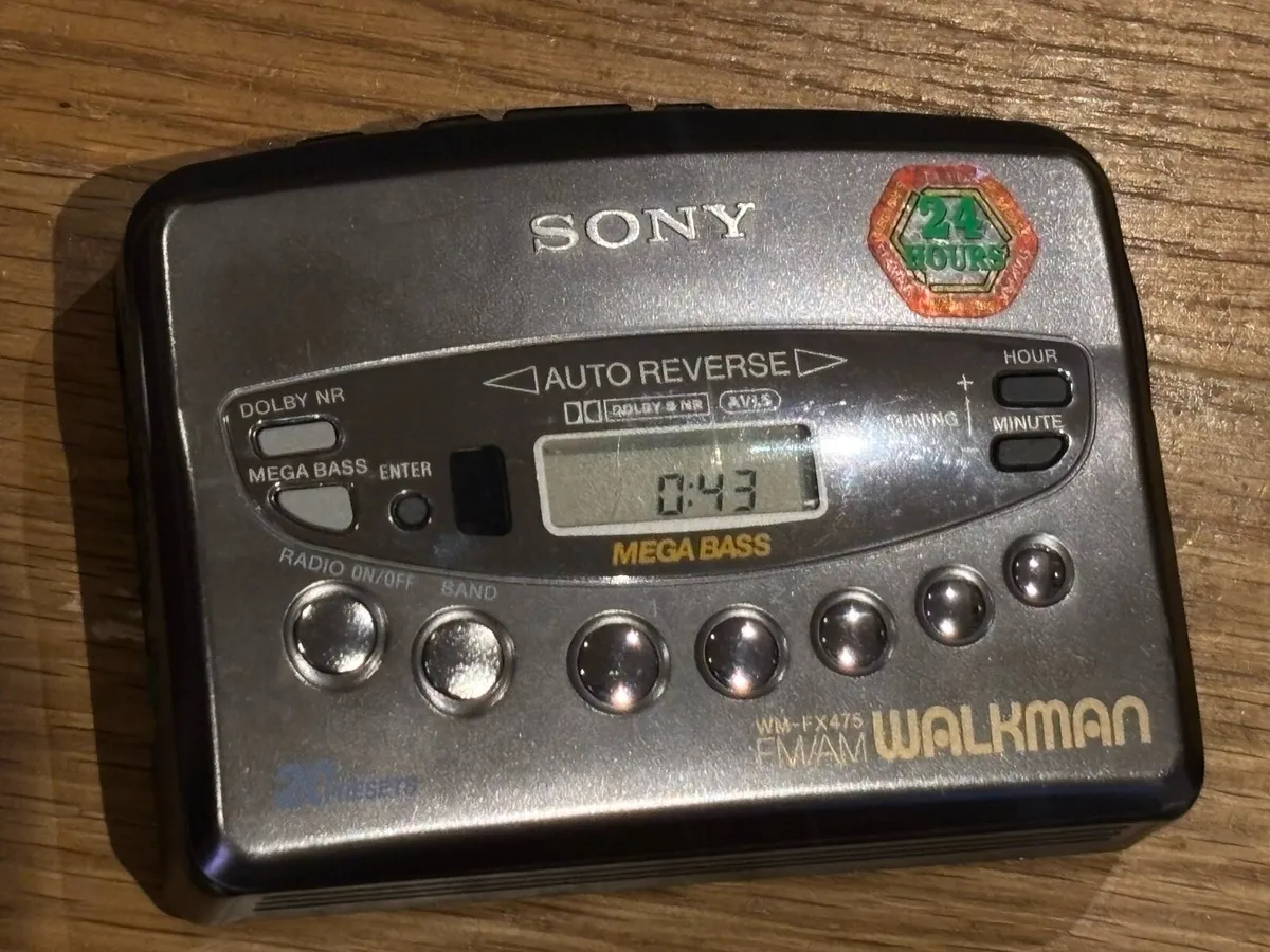 Sony wm-fx475 Walkman - Image 1