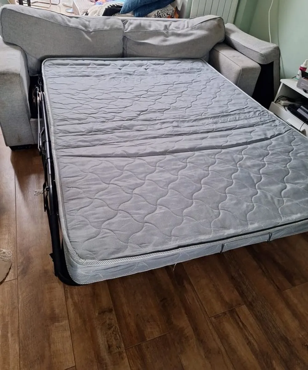 pull out sofa - Image 2
