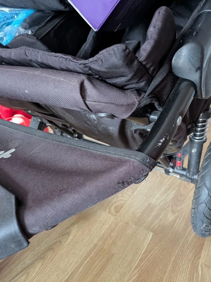 Out'n'about Double buggy - Image 3