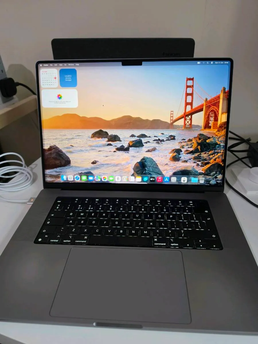 MacBook Pro M1 Pro - Image 1