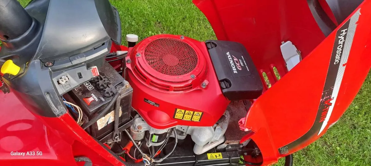 Honda 2417mower  hydrostatic - Image 3