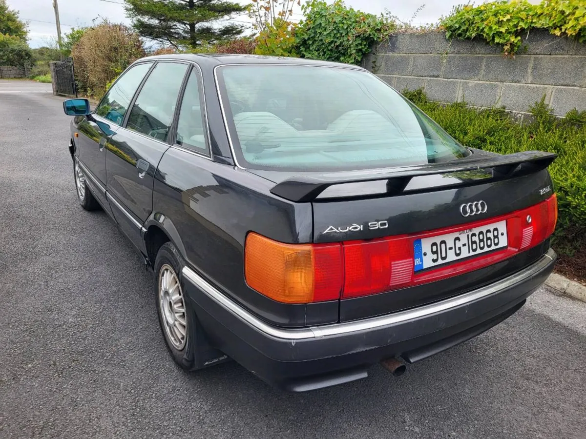 Audi 90 2.3E - Image 2