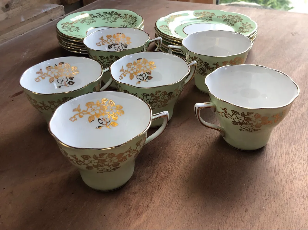 Clare Set of English Bone China - Image 1