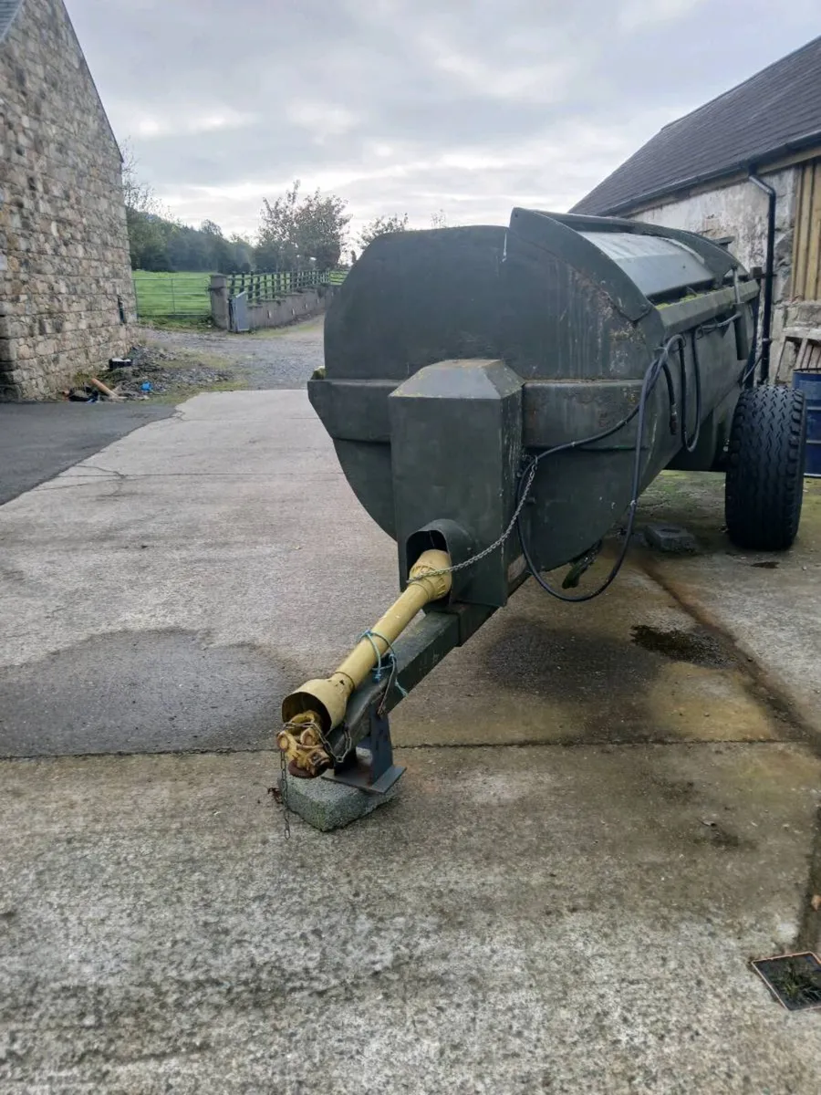 Manure Spreader Side Shift - Image 4
