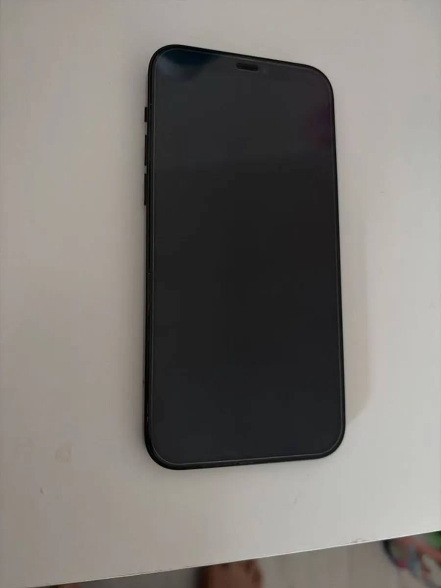Iphone - Image 3