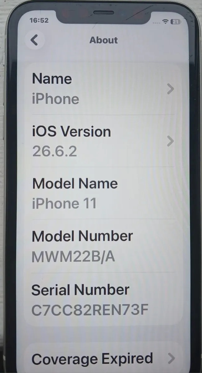 IPhone 11. - Image 2