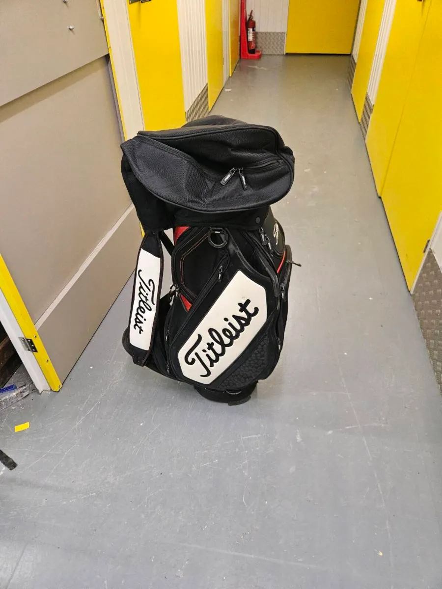 Titleist golf bag - Image 2