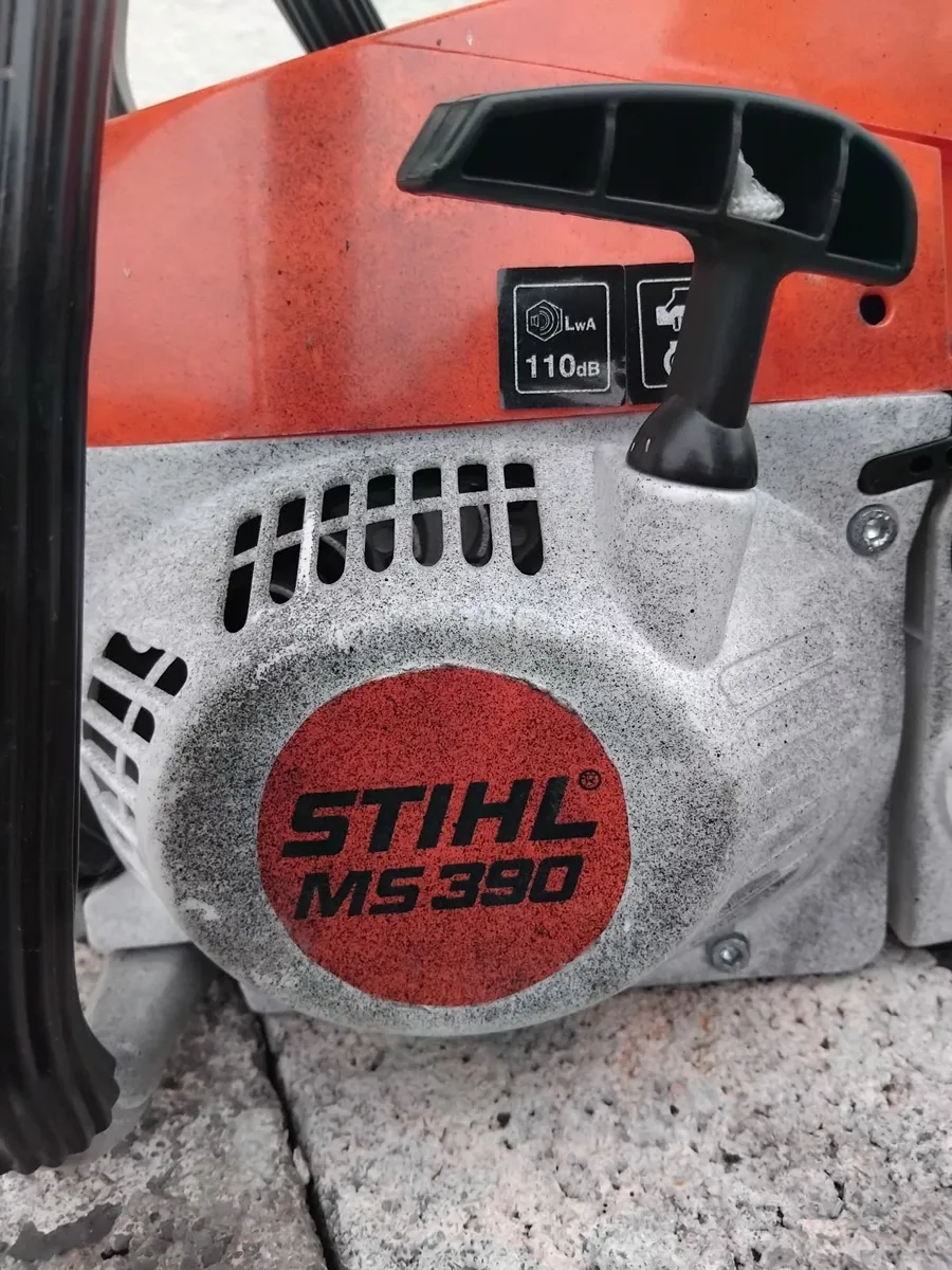 Chainsaw - Image 2