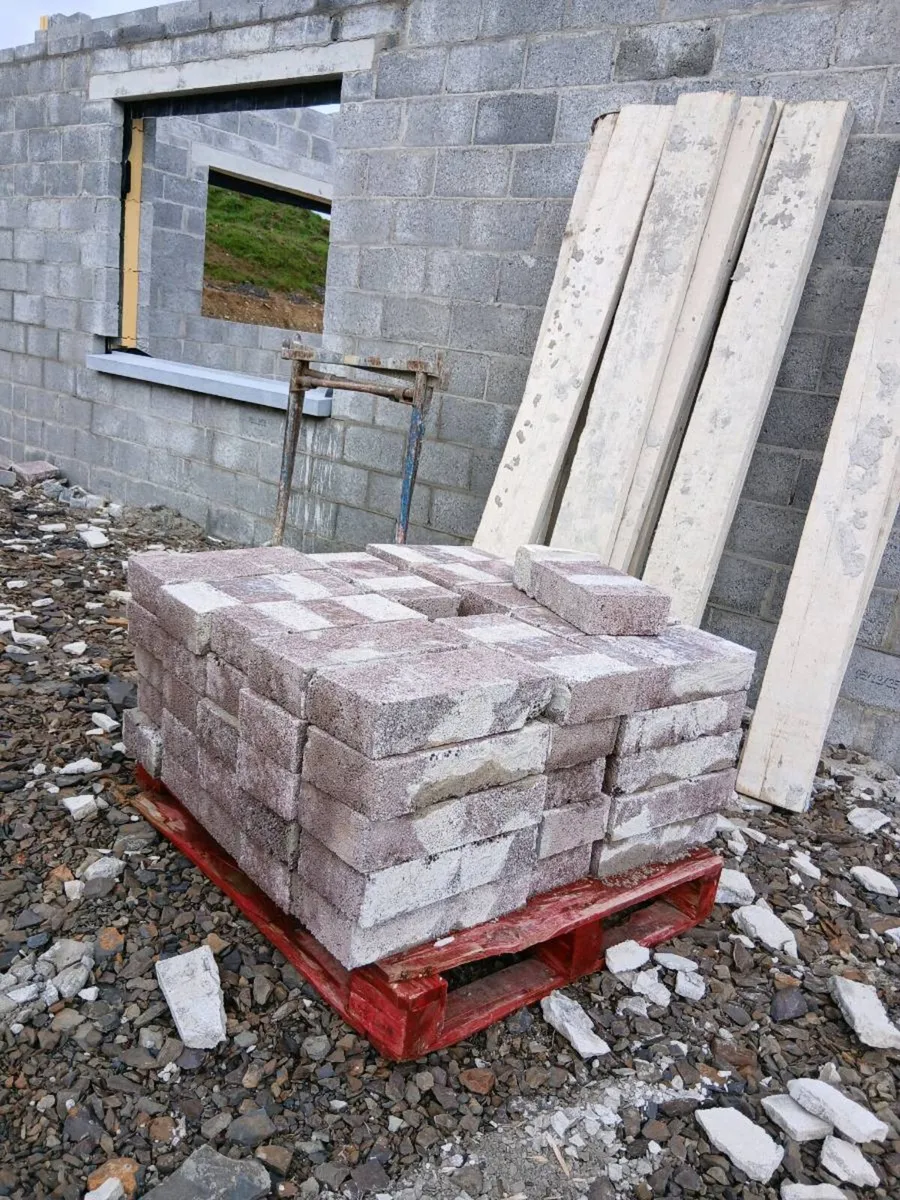 90 Insulated blocks. - Image 3