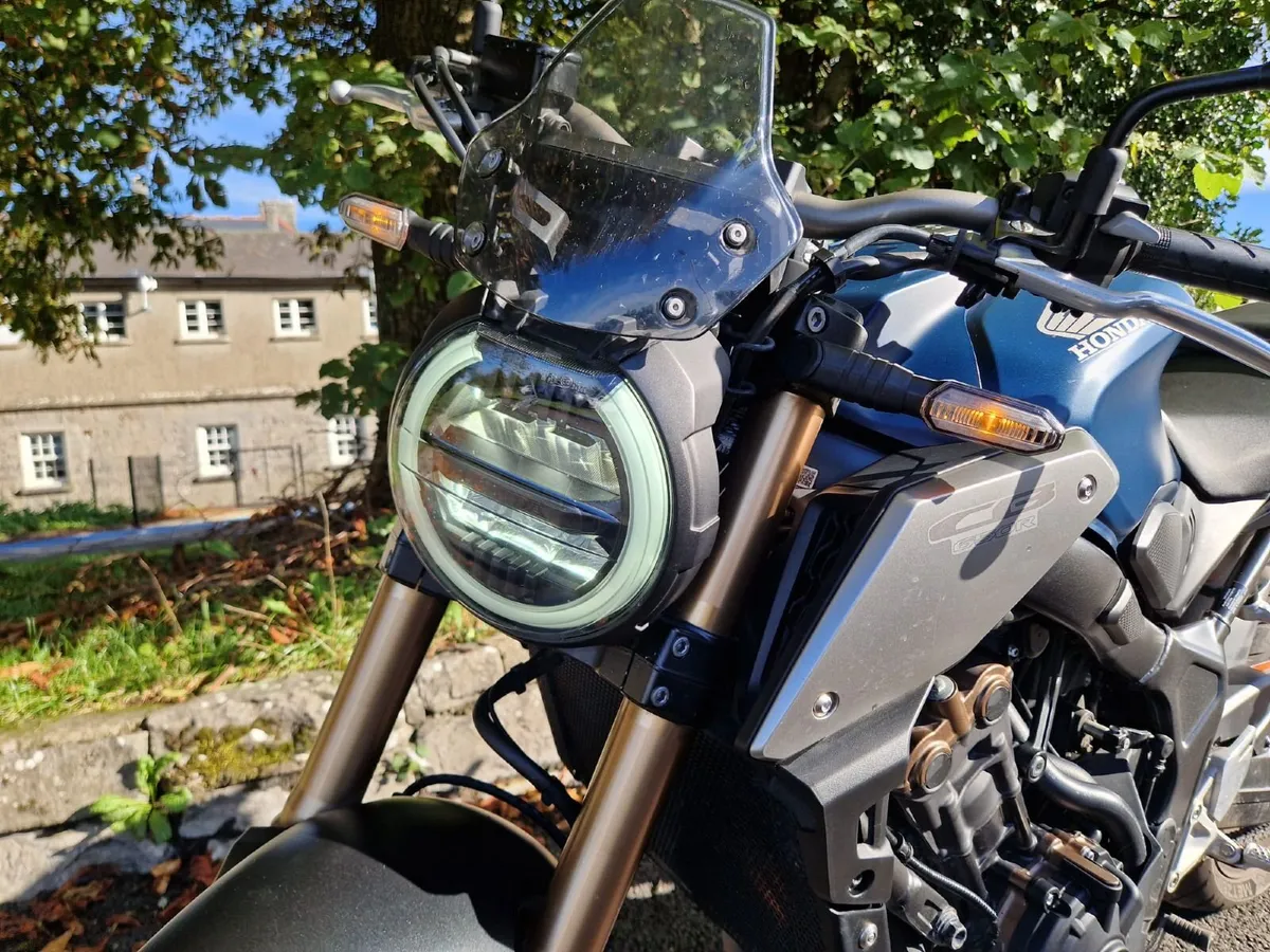 CB650R - Image 3