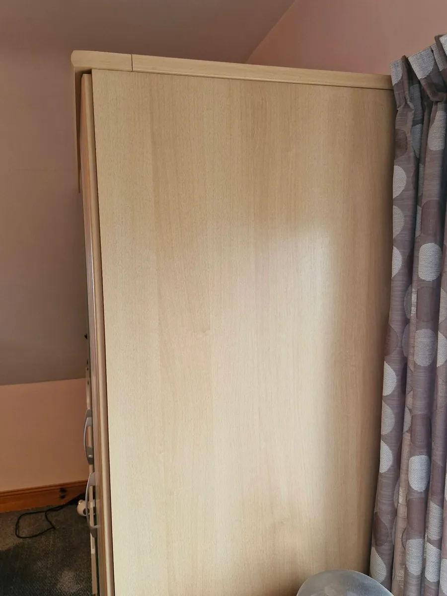 Wardrobe - Image 3