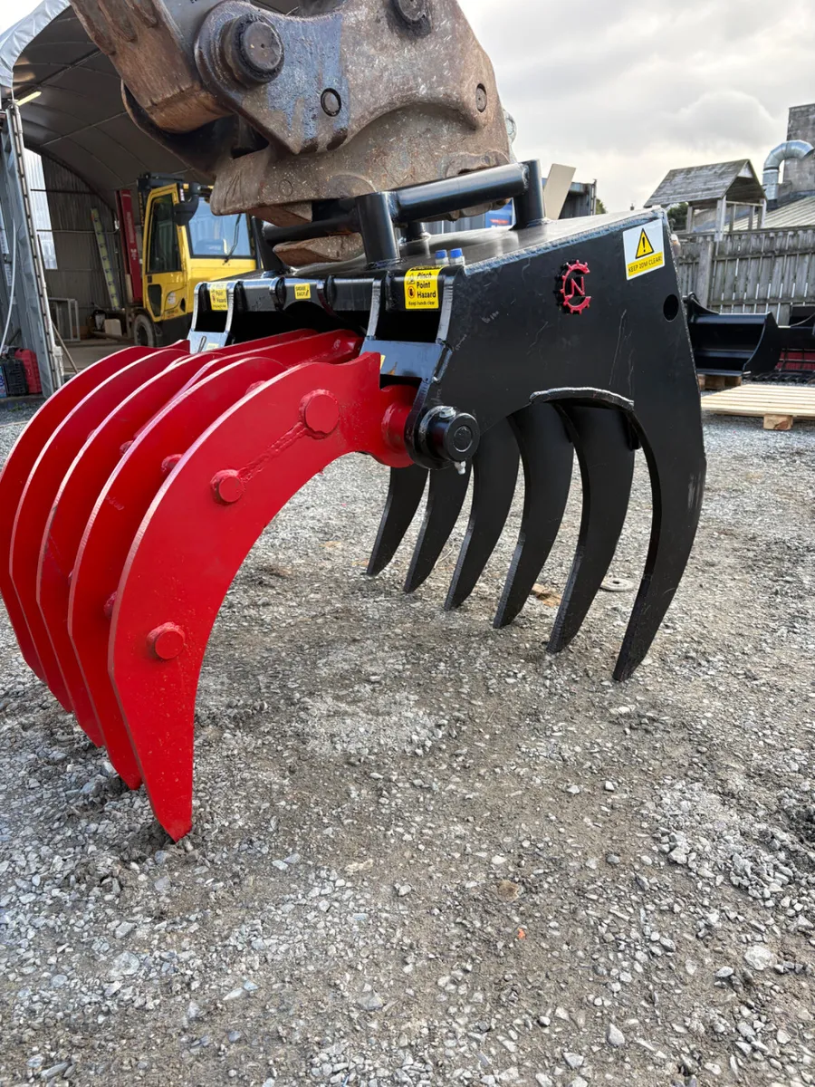 Hydraulic Hardox Grabs - Image 4