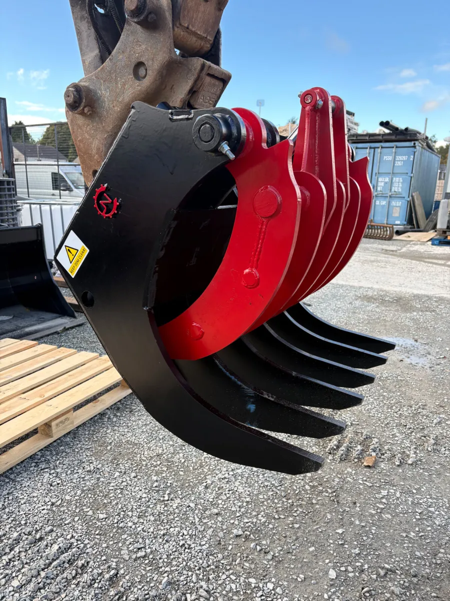 Hydraulic Hardox Grabs - Image 3