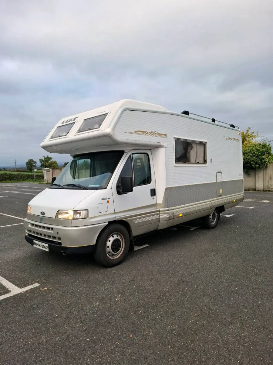 6 berth Fiat Ducato Lakia Campervan - Image 2