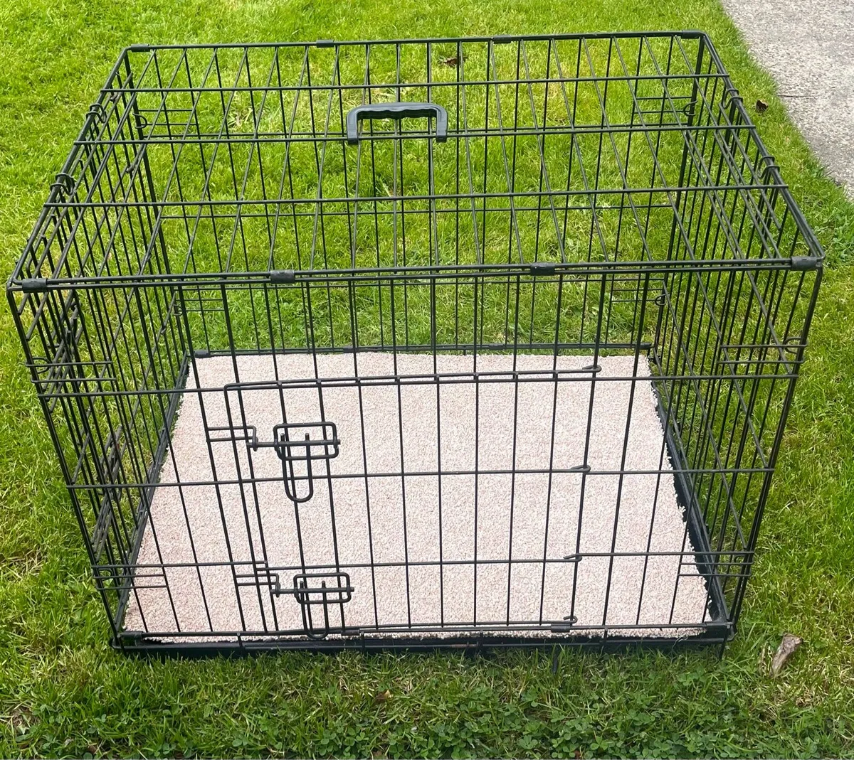 Dog crate - Image 1