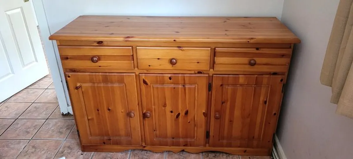Sideboard - Image 2