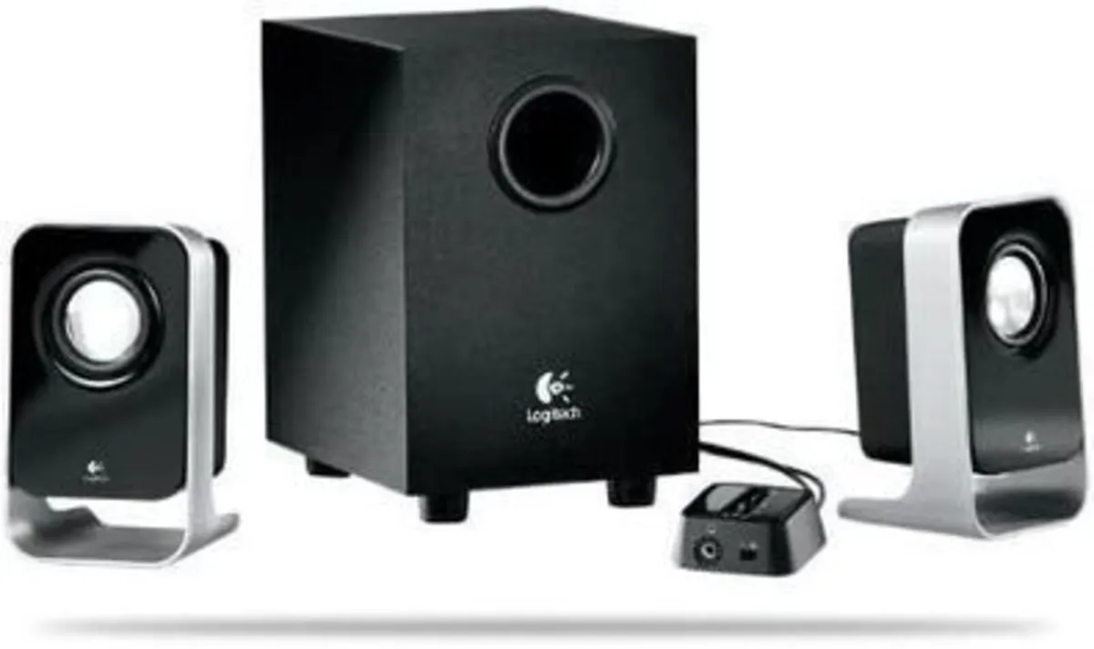 Logitech 2.1 Speakers