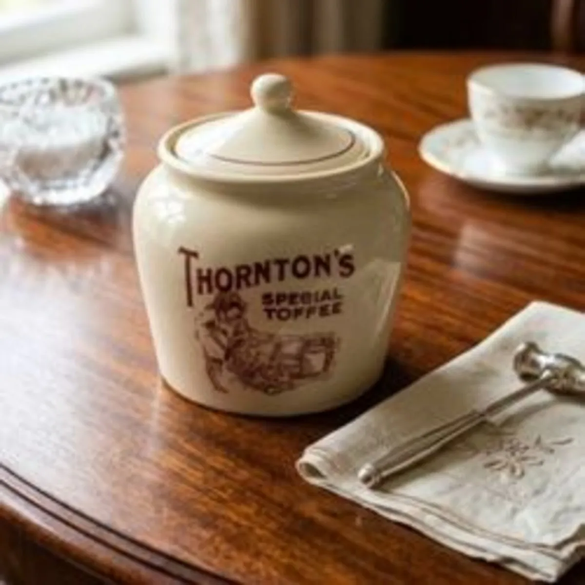 Vintage 1950's Thorntons Special Toffee Jar - Image 1