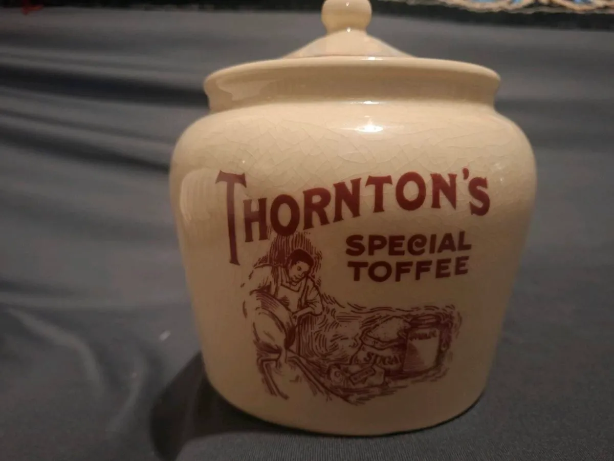 Vintage 1950's Thorntons Special Toffee Jar - Image 2