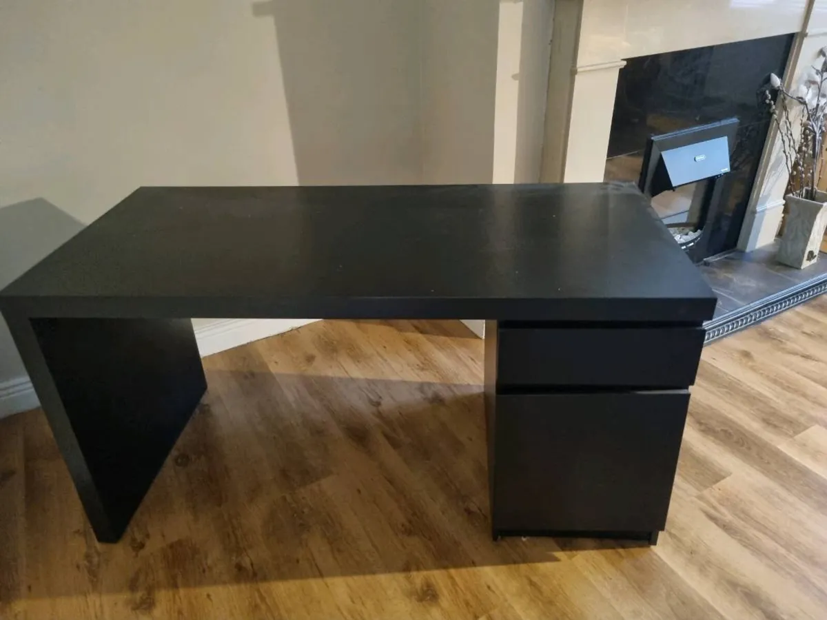 Desk x Chair - Image 3