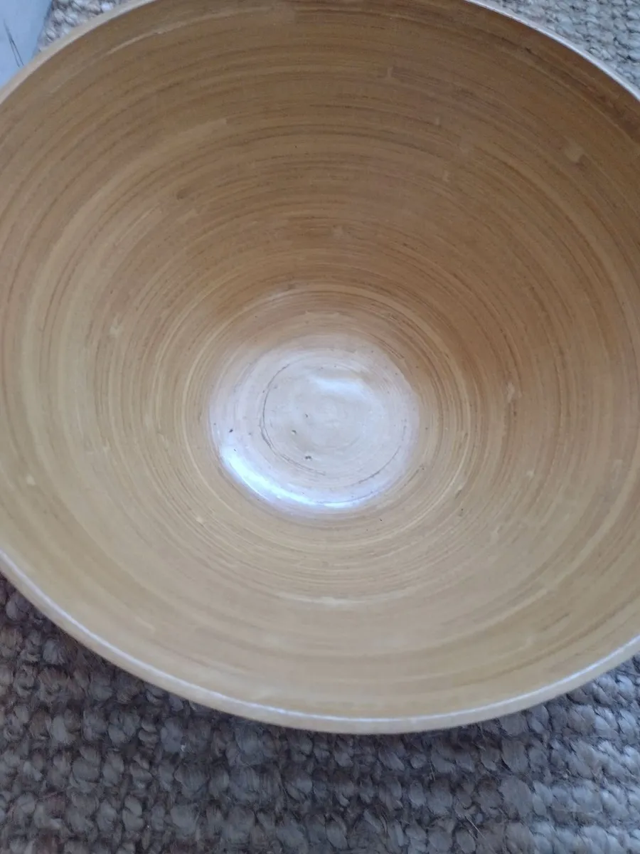 Large bamboo bowl - Image 2
