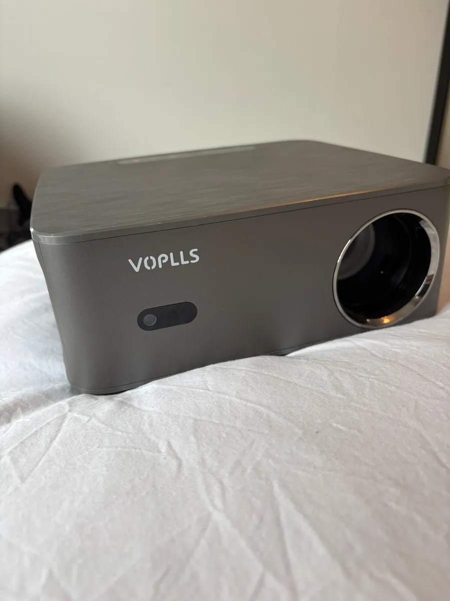 Projector - Image 4