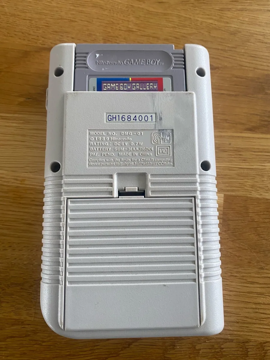 Original Nintendo Gameboy - Image 2