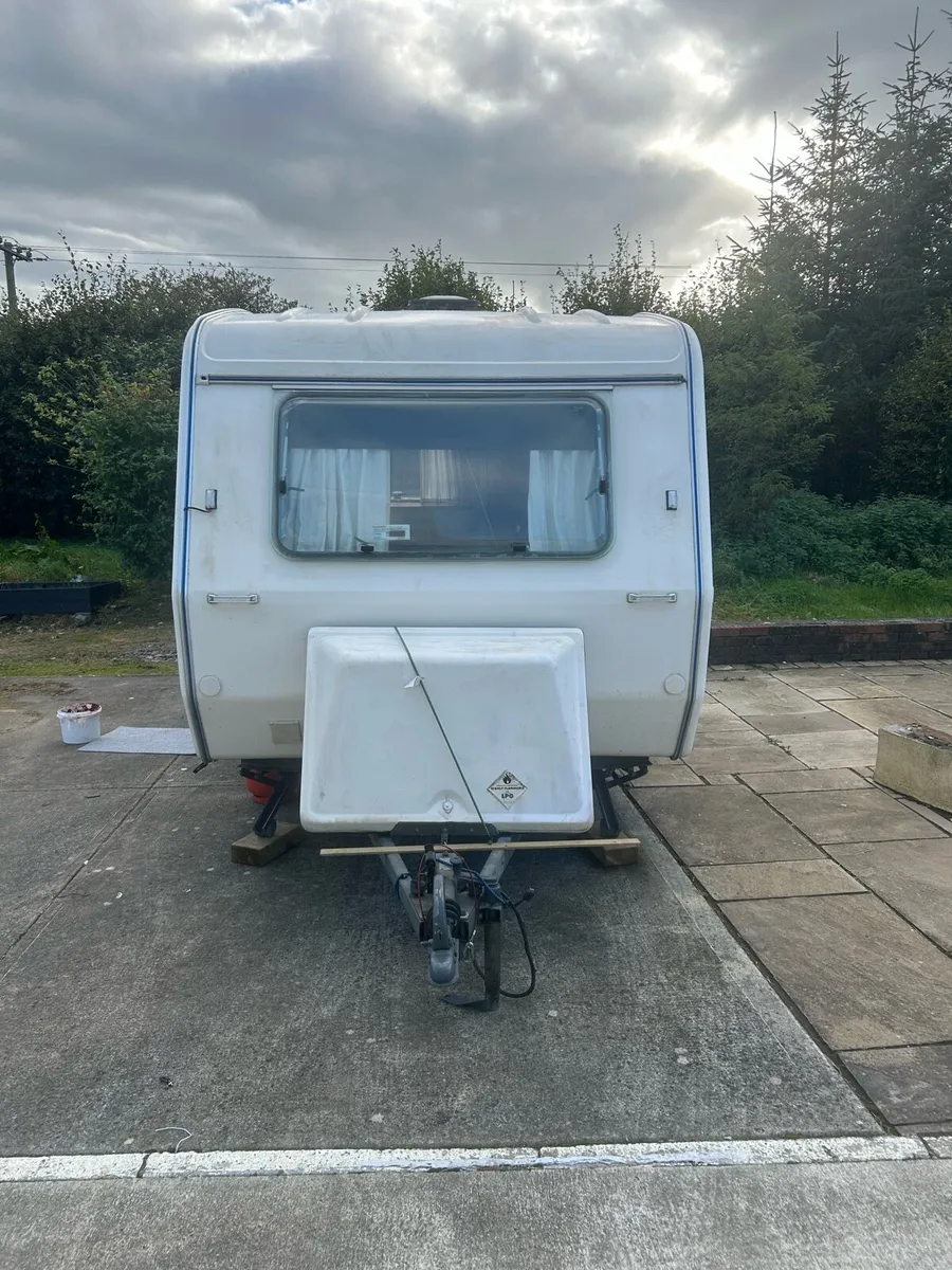 Caravan - Image 2