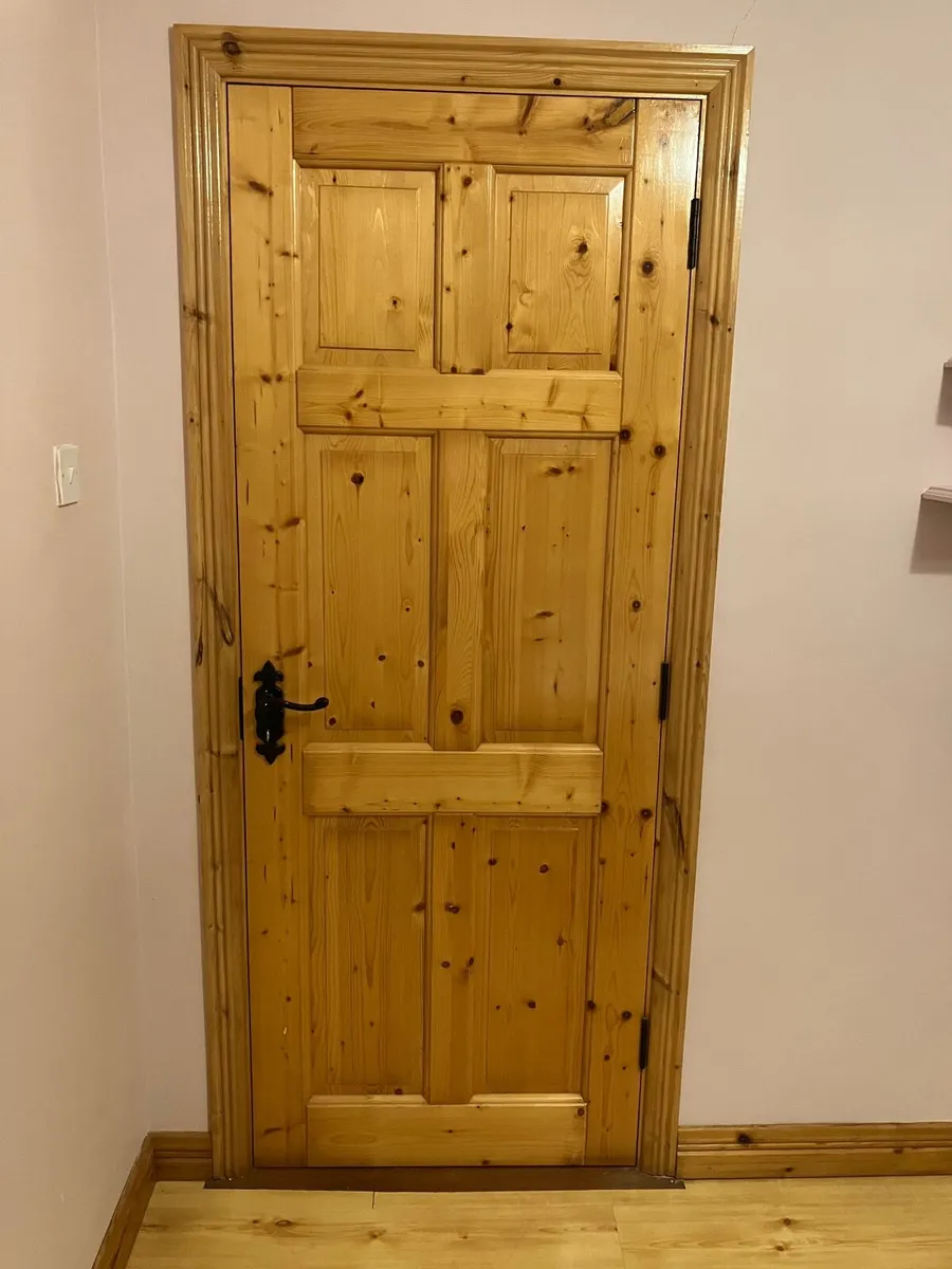 9 Pine Doors - Image 3