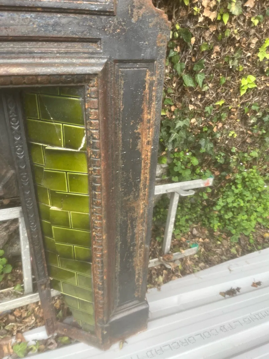 Cast iron fireplace - Image 4