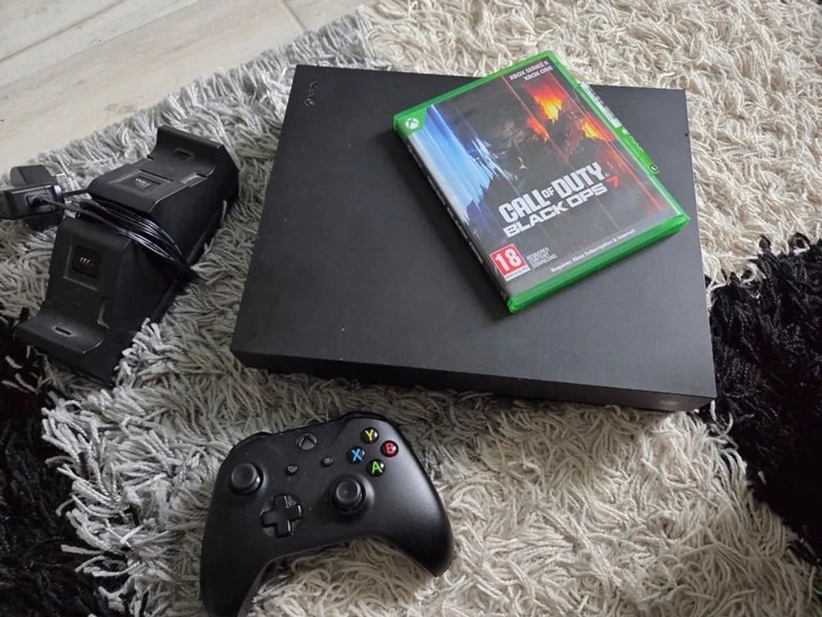 Xbox One 1Tb - Image 1