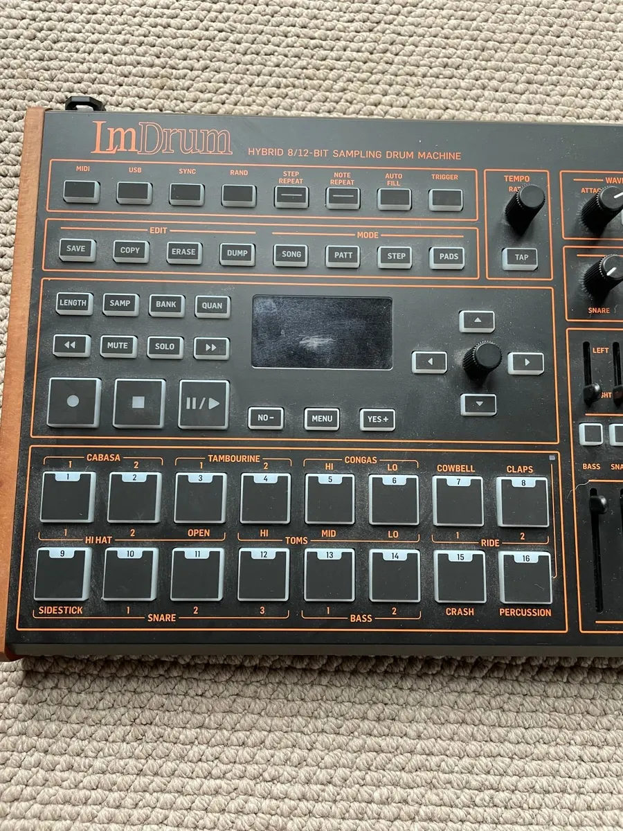 Behringer LmDrum Hybrid 8/12 Bit sampling drum m/c - Image 2
