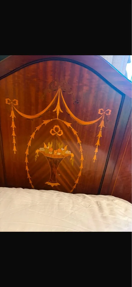 Victorian bed - Image 4