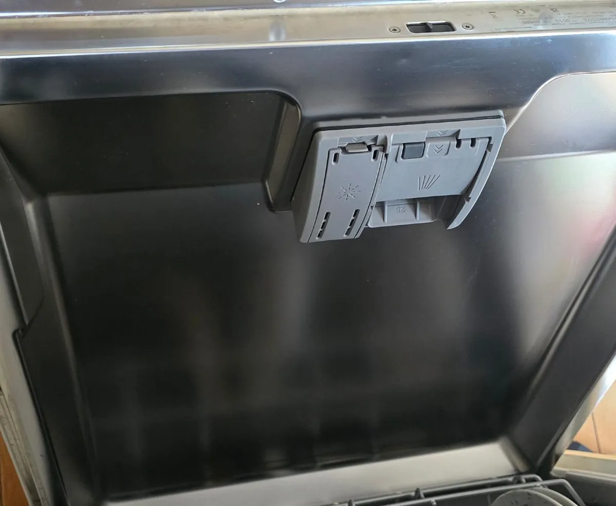 Bosch Series2 60cm Freestanding  Dishwasher - Image 4