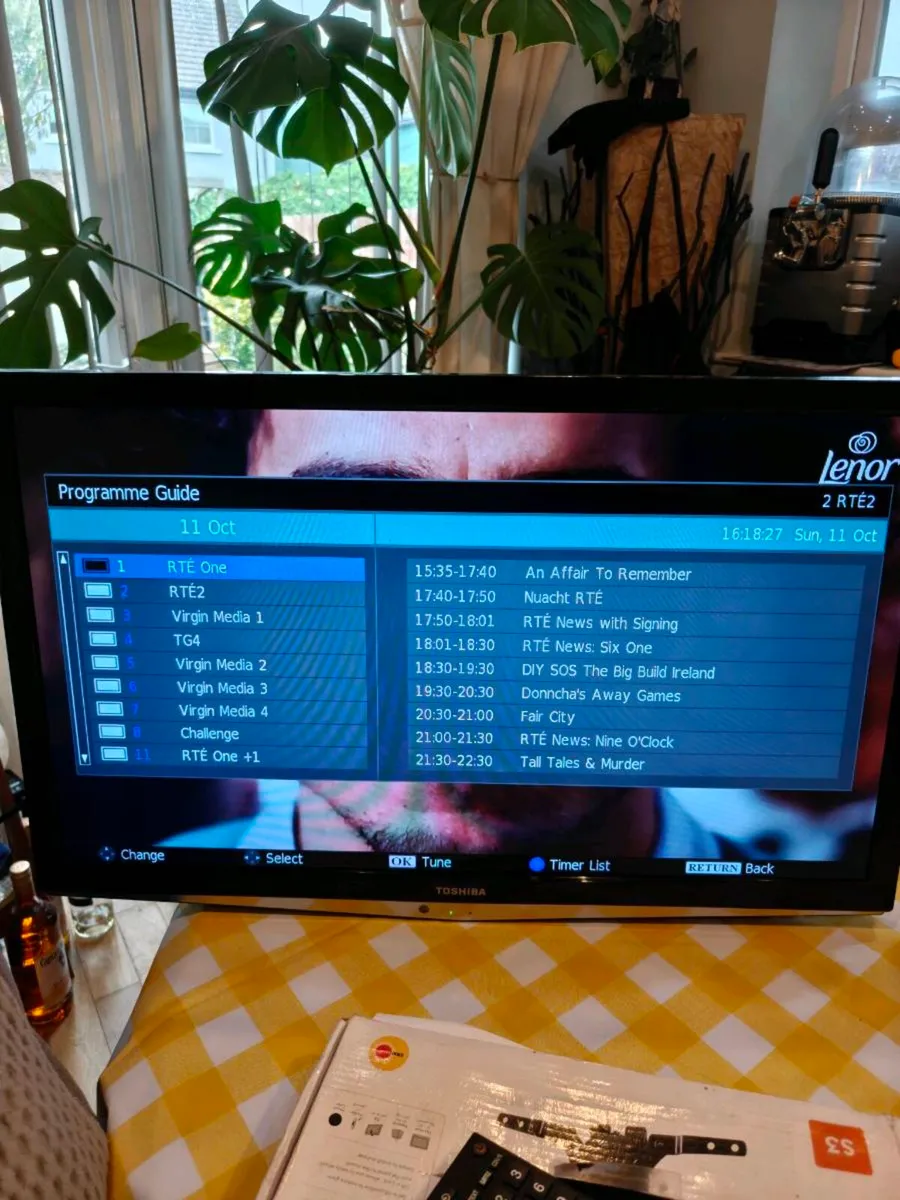 29 inch Toshiba TV - Image 4