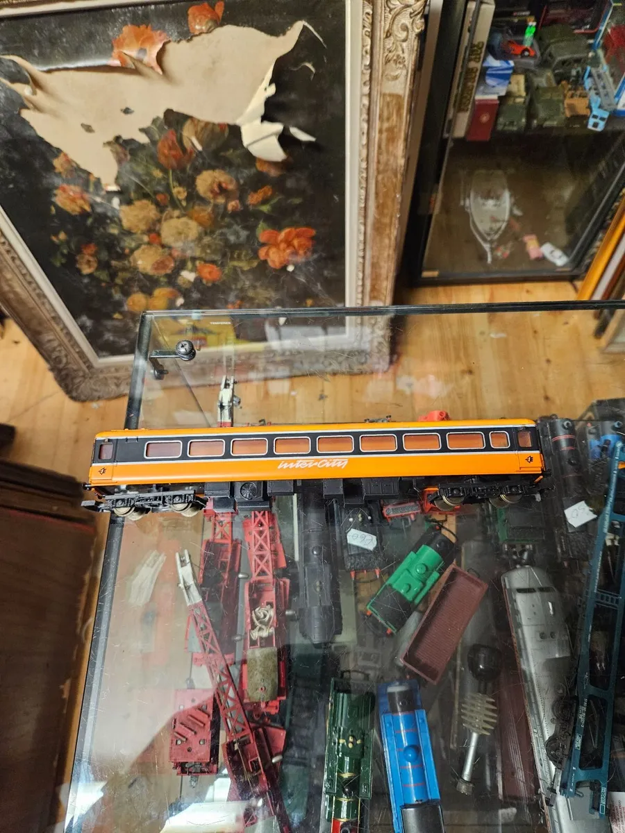 Hornby Lima OO Gauge Irish Rail Carraige - Image 3